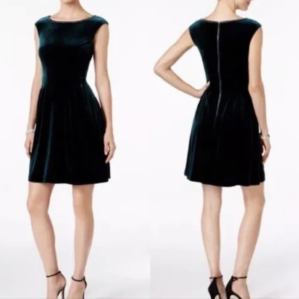 4 NWT Vince Camuto Green Velvet Embellished‎ Dress